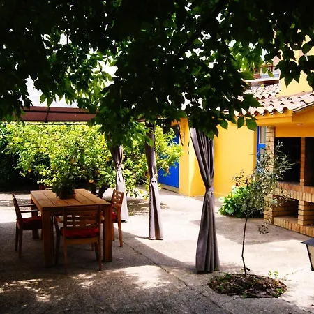 Con Encanto Brugada Apartment *